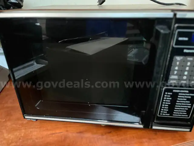 KENMORE MICROWAVE OVEN