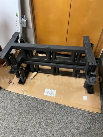 Lot of 4 Barbell Holders