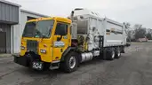 2016 Peterbilt 320 Garbage Truck Heil ASL Rapid Rail