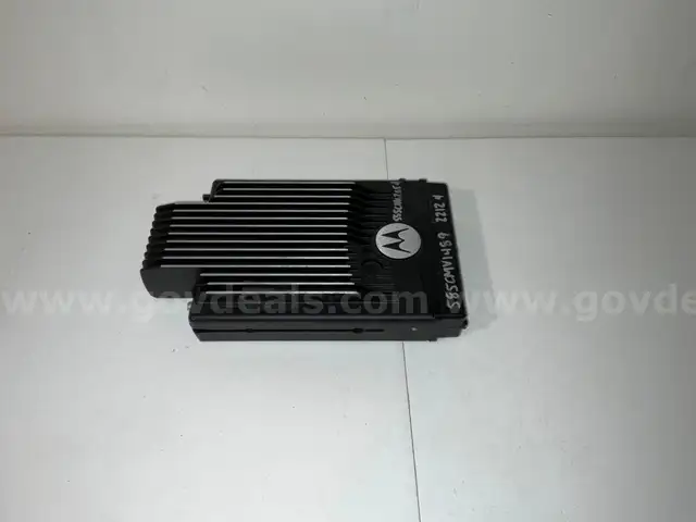 MOTOROLA XTL5000 VHF M20KTS9PW1AN DIGITAL MOBILE RADIO