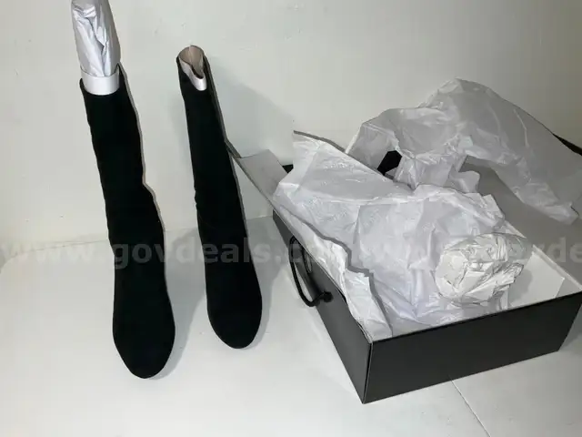 1 Pair Women&#x2019;s Boots RALPH LAUREN ARTIZAN-BO-DRS BLACK KIDSUEDE Size 8M BLOCK HEEL NEW