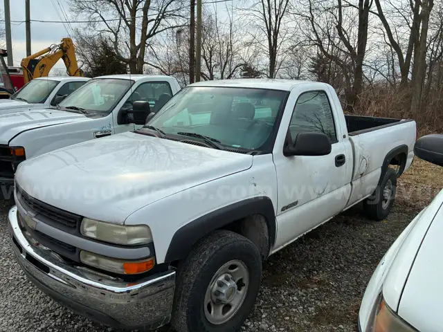 2002 Chevrolet Silverado 2500 2WD