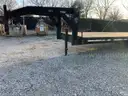 1999 Flatbed Gooseneck Trailer