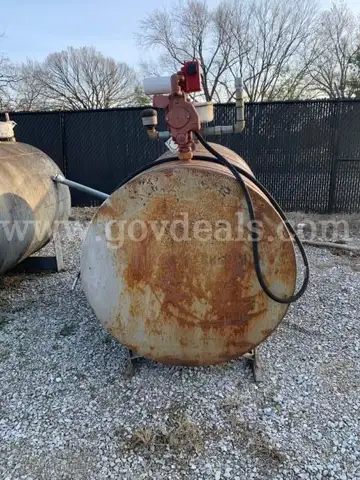 ~500-gallon Fuel Storage Tank