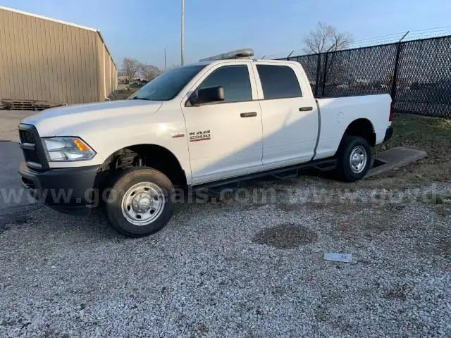 2016 RAM 2500 Tradesman Crew Cab 4X4