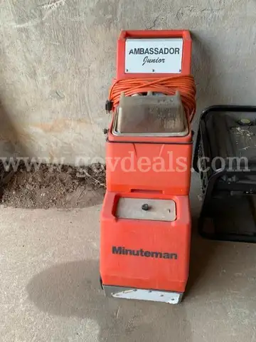 Minuteman Ambassador Junior Floor Cleaning Machine
