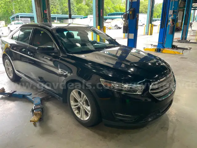 2017 Ford Taurus