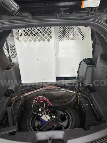 K9 CONTAINMENT CAGE