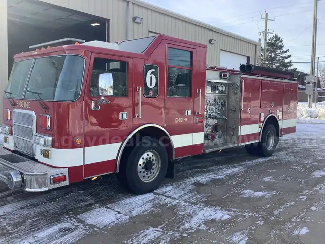 2000 Pierce Model Tilt Cab