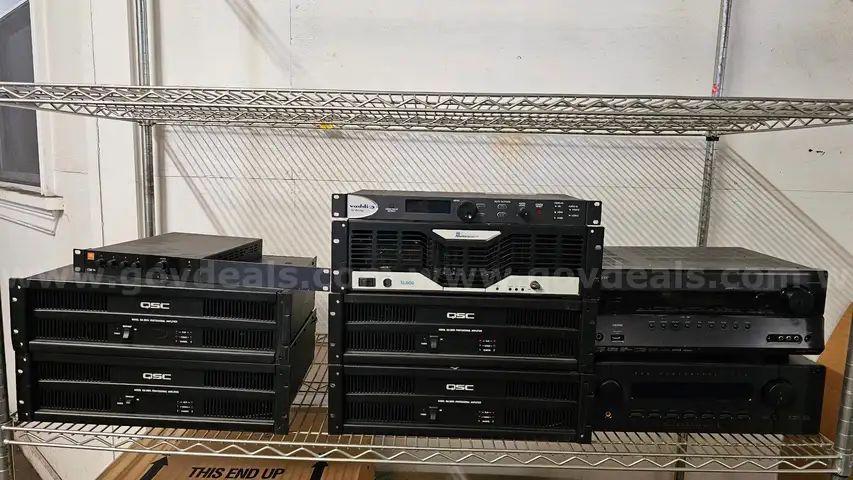 LOT OF 8 audio and AV equipment used condition