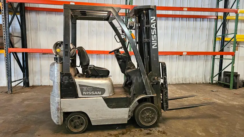 2001 Nissan Forklift &#x2013; Model MCPL01A15LV &#x2013; Used Condition