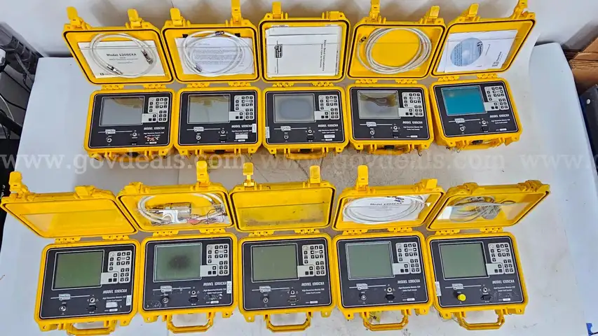 Lot of 10 – Model 1205CXA High-Resolution Metallic TDR Cable Fault Locators – Used