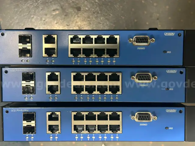 3 ADTRAN NetVanta 1531 Switches