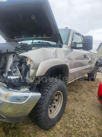 2002 GMC Sierra 2500HD SLE Ext. Cab Long Bed 4WD