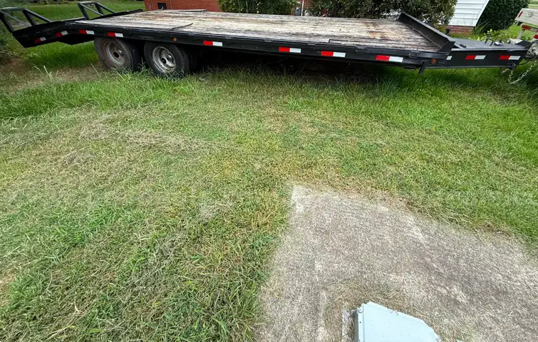 1998 Better Built Trailer. Model PH2422DTE.