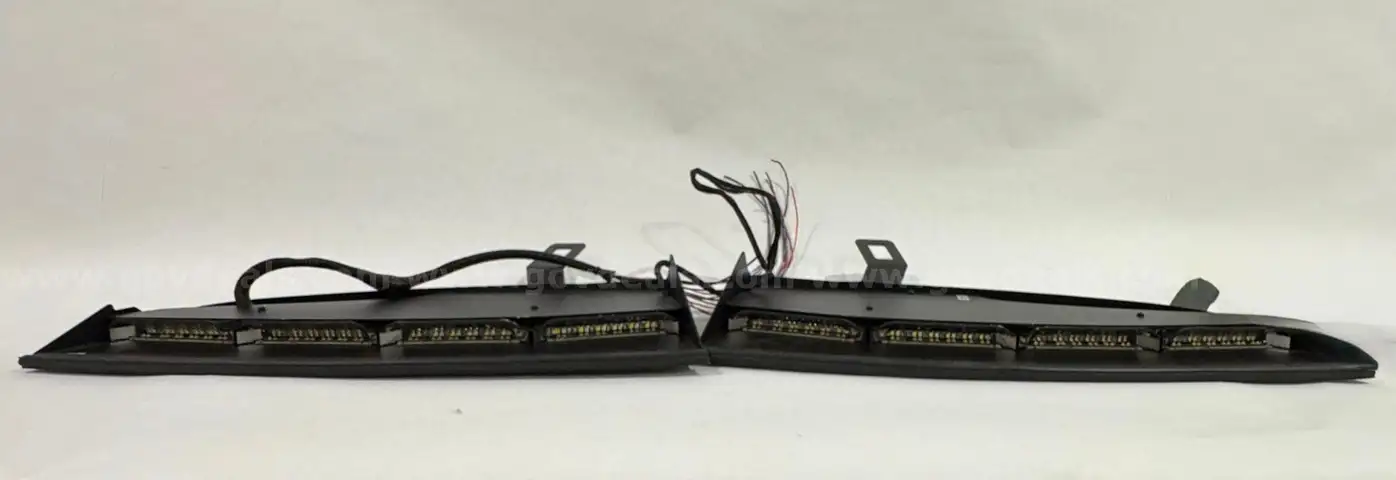 WILL SHIP Soundoff Signal Blue/White Dual color Lightbar