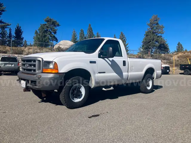 2001 Ford F-250 SD XL 4WD