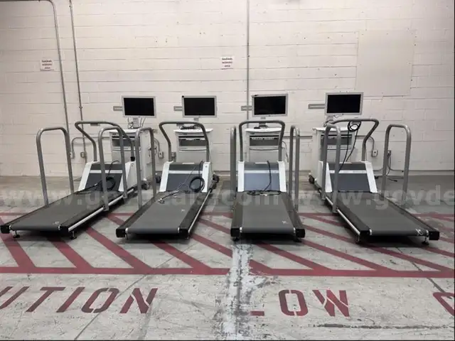 QUINTON Q-STRESS SYSTEM WITH TREADMILL X 4