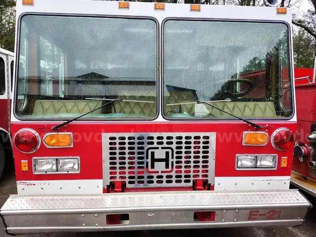 1984 Hendrickson Firetruck Model 1871-W42 RUNS AND PUMPS. CLEAN TITLE