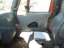 2006 International 7300 DT446