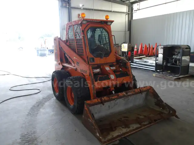 1996 BOBCAT 853H