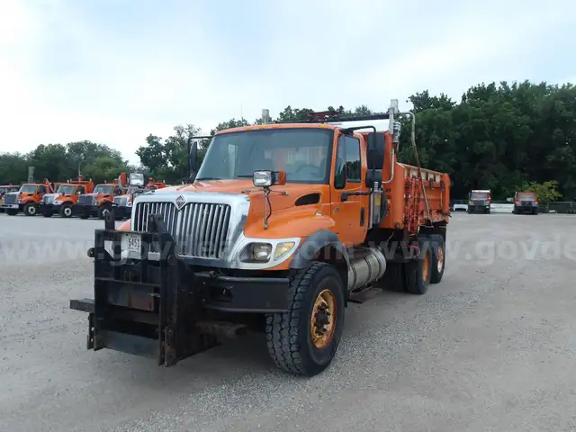 2005 International 7400