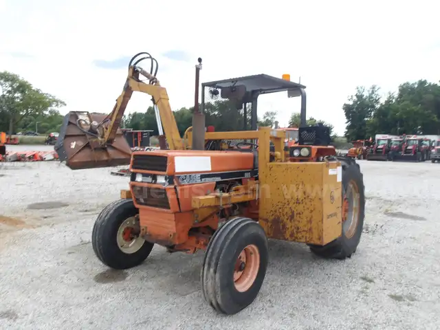 1987 CASE 885 W/ BOOM MOWER