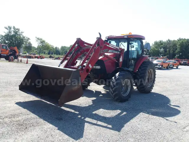 2004 CASEIH MXU100