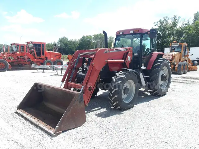 1999 CASEIH MX120 WITH LOADER (RUNS, BUT DOES NOT MOVE)