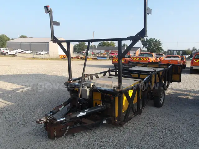 ENERGY ABSORP EA SST ATTENUATOR TRAILER