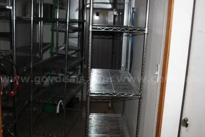 free standing storage shelving