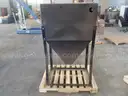 Metal sand blasting cabinet
