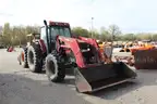 1999 CASEIH MX120 WITH LOADER (RUNS, BUT DOES NOT MOVE)