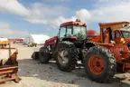 1999 CASEIH MX120 WITH LOADER (RUNS, BUT DOES NOT MOVE)