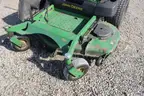 John Deere ztrak Zero turn mower