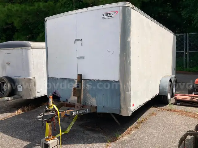 Bravo Enclosed cargo trailer - 16ft - dual axle