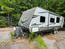 2017 Venture RV (KZ RV Classic Sportsmen) Camper Trailer with side bump out