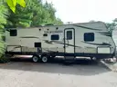 2017 Venture RV (KZ RV Classic Sportsmen) Camper Trailer with side bump out