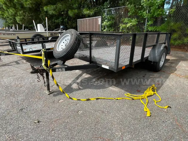 2005 Trailer - approx 10ft