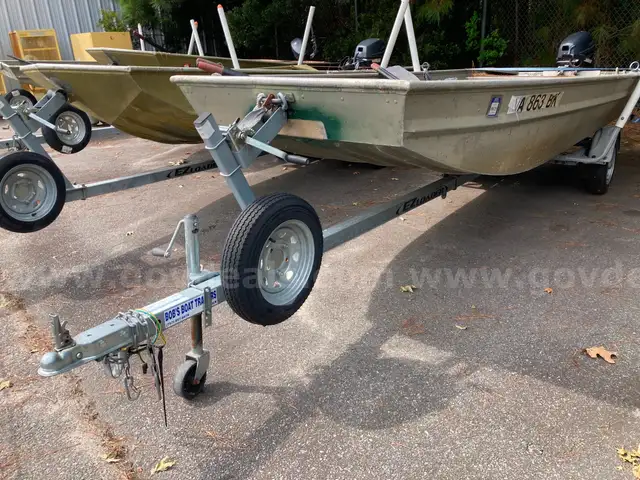 Godfrey Marine Polar Kraft boat with Yamaha Motor on EZ Loader Trailer