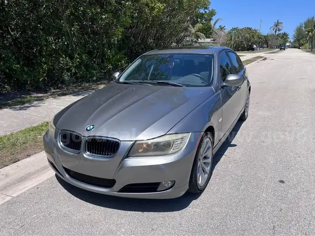 2011 BMW 3-Series