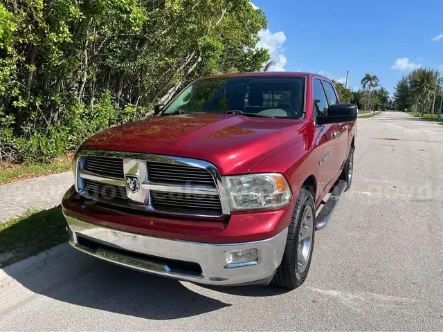 2011 RAM 1500 Laramie Crew Cab 2WD