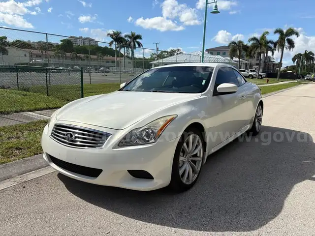2010 Infiniti G Convertible G37 Sport 6MT