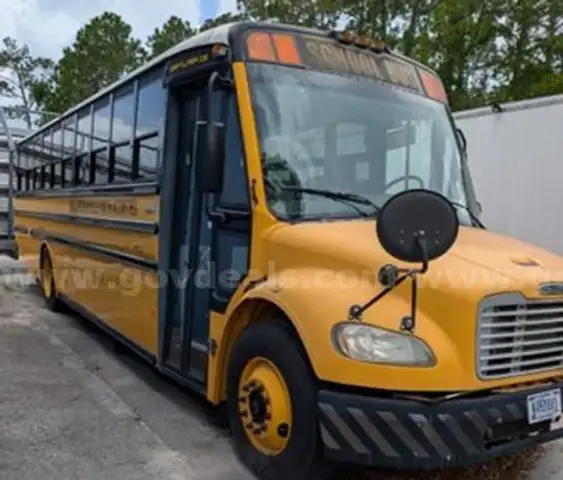 Thomas School Bus (Mercedes Diesel)​