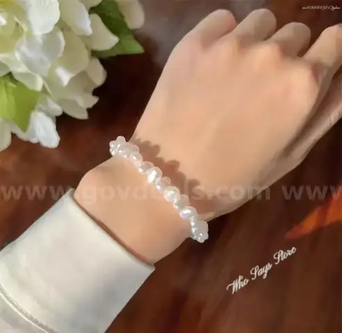 Pearl Bracelet for Women Irregular Shaped Pearl Small and Unique Design High Grade