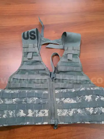 5-MOLLE II Fighting Load Carrier