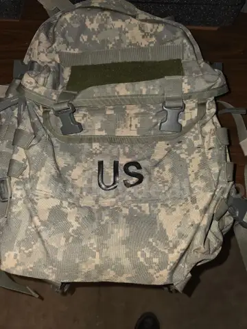 6-U.S. G.I. MOLLE II SDS Assault Pack