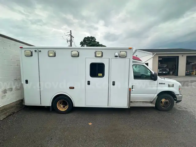 2009 Ford E350 Super Duty
