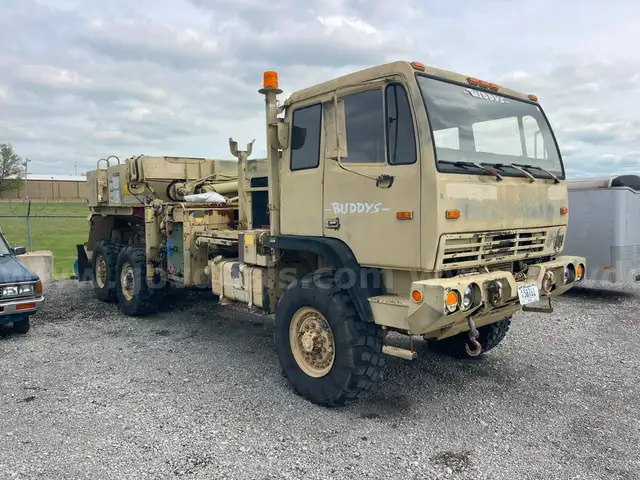 1994 Stewart &#x26; Stevenson Truck Wrecker