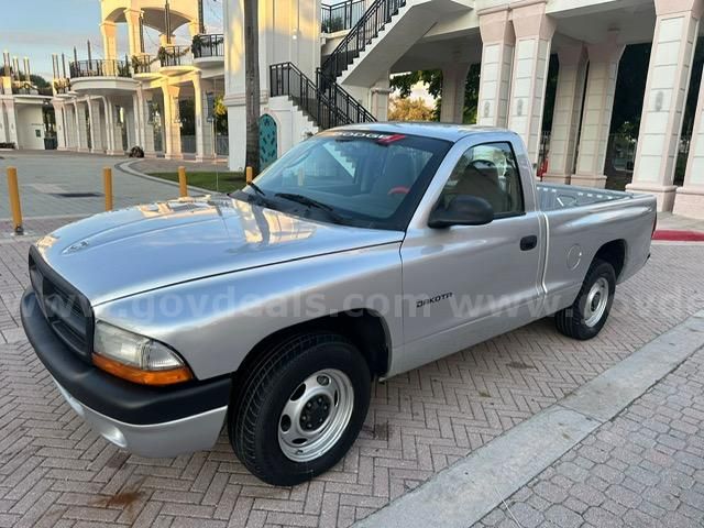 Photo of a 2001 Dodge Dakota